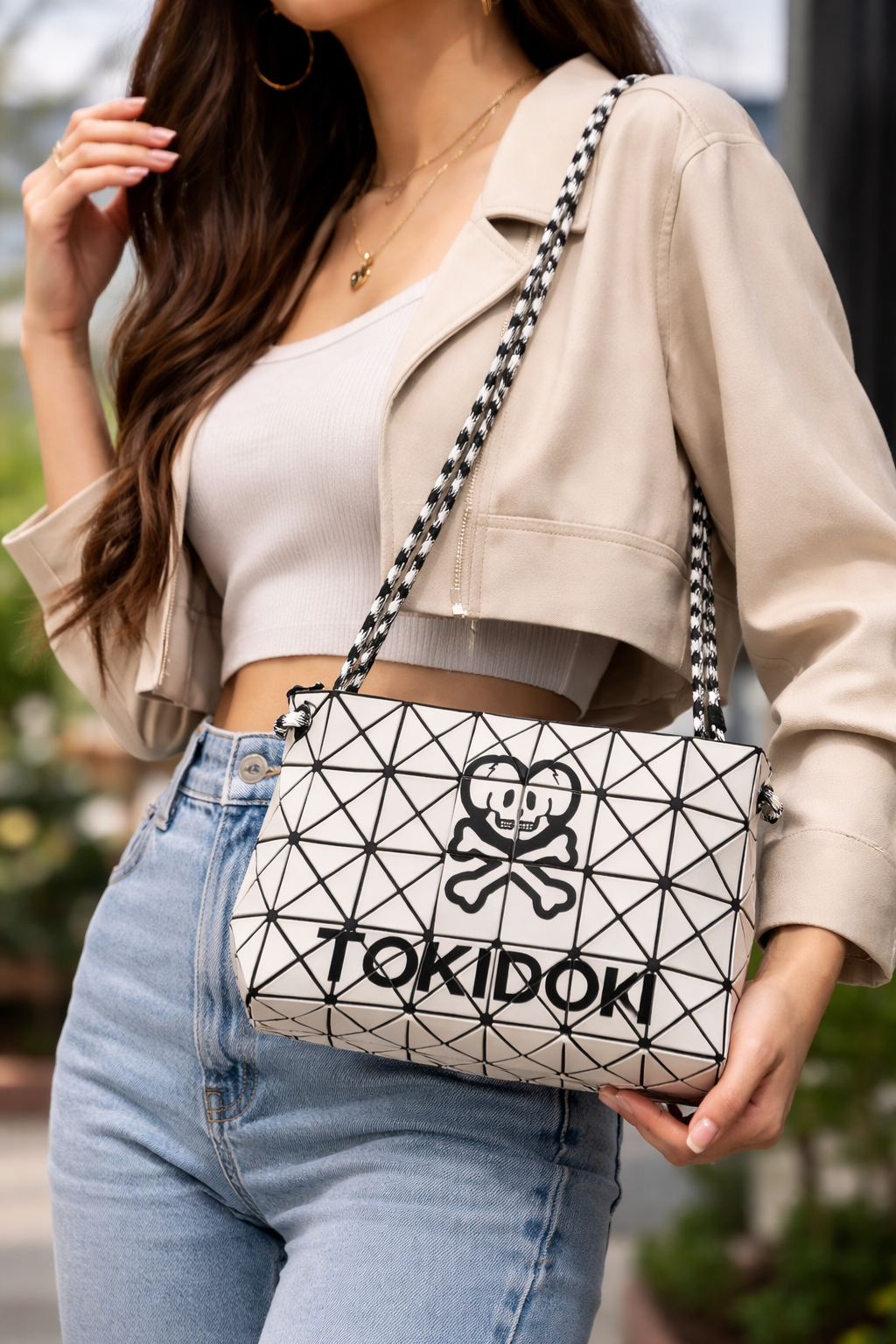 Tokidoki Handbag( Geometric White with Cityscape Print)